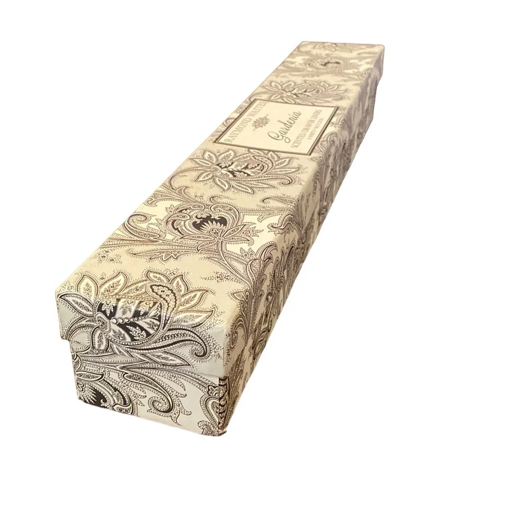 NWOT Raymond Waites Scented Drawer liners Fresh Linen Boho Paisley Print